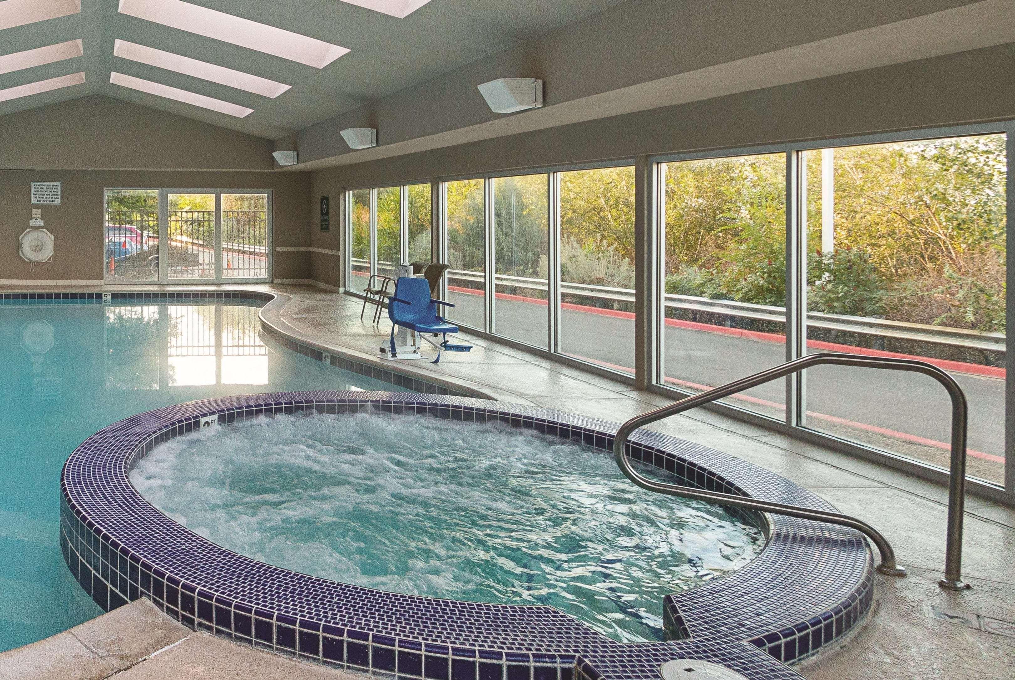 La Quinta By Wyndham Orem University Pwy Provo Exterior photo